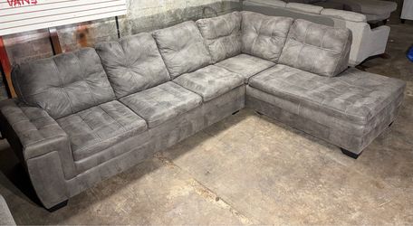 Delivery! Gray sectional