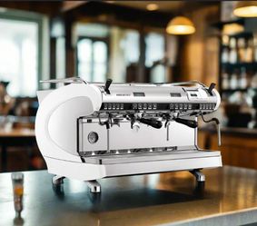 Nuova Simonelli Aurelia wave commercial Espresso Machine, coffee shop Brand New