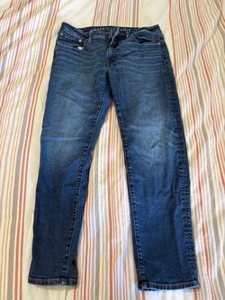 American Eagle Medium Wash Jeans