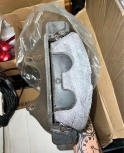 (4)Calipers  And Pads For Dodge Charger/Challenger