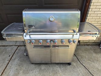 Weber Summit S-670 (NG) DELIVERED AND REBUILT