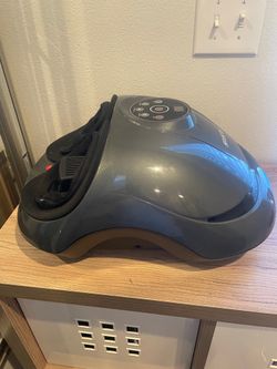 Foot massage in good condition