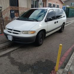 1997 Dodge Caravan