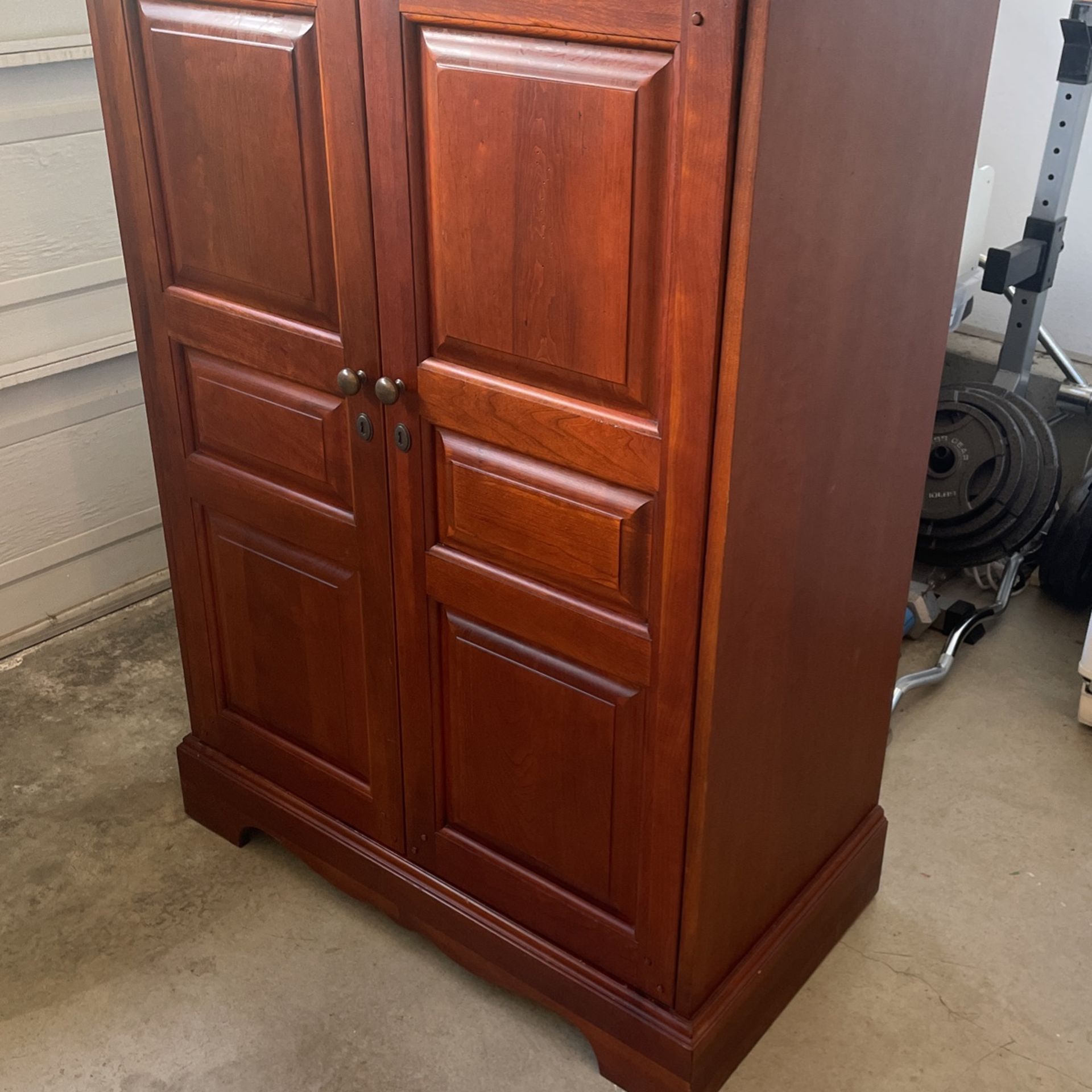 Wardrobe Closet for Sale in Santa Clarita, CA OfferUp