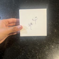Airpods pro 2(NEGOTIABLE) 