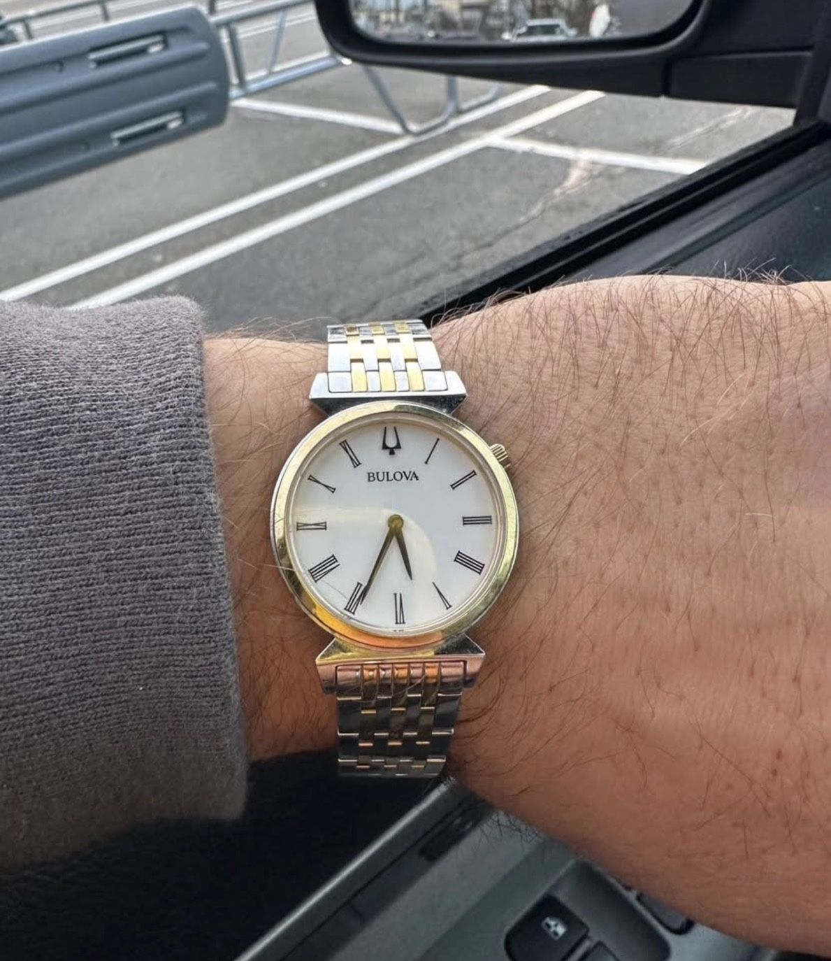 Bulova Men’s Two-Tone Watch – Classic Design