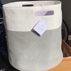 NEW With Tags Retired Pottery Barn Canvas Colorblock Tote/ Toy Dump $60