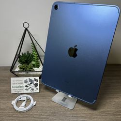 iPad 10th Gen 256gb Wifi Only Blue In Very Good Condition 