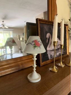 Avon vintage tealight lamp