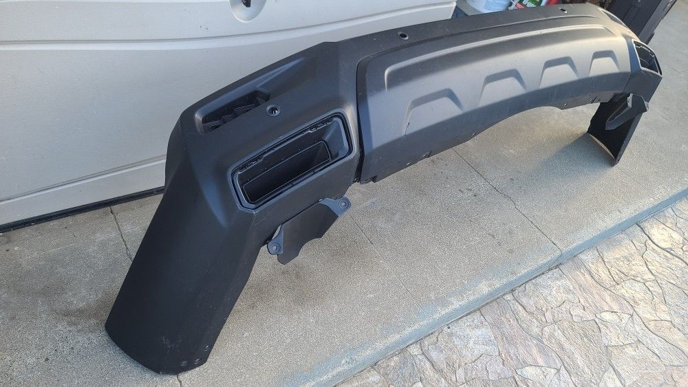 2023 - 2025 HONDA PILOT REAR BUMPER COVER LOWER W/ TRIM VALANCE GENUINE OEM . Y11
