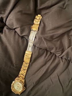 USED INVICTA WATCH