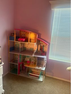 Doll house