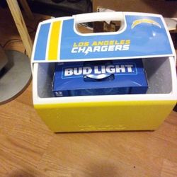 Chargers Igloo Cooler With 12 Pack Bud Light