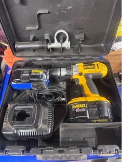 DW987-K2 18V 1/2” cordless drill