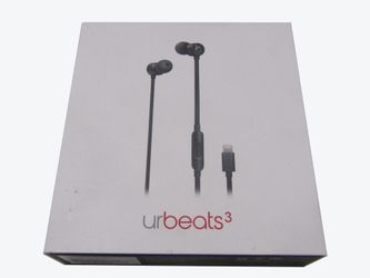 Beats UrBeats3 Earphones Lightning Connector - Black MU992LL/A LN for Sale in Of Industry, CA -