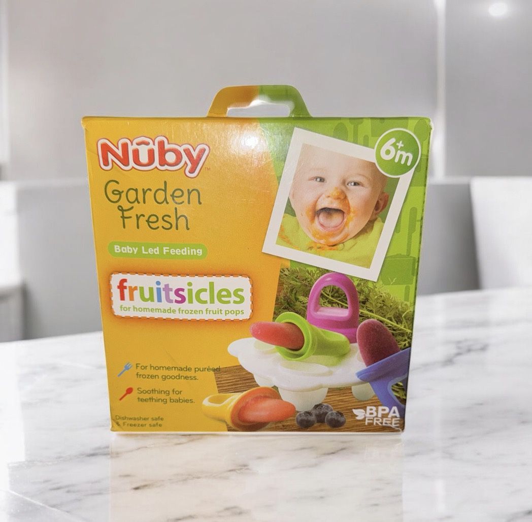 Nuby Garden Fresh Fruitsicle Frozen Pop Tray, Multicolored