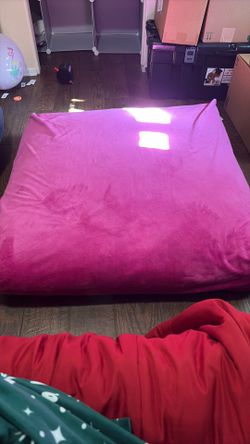 Giant Floor Crash Pad 