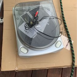 UNUSED Ion USB turntable record player vinyl