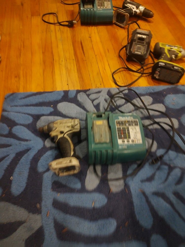 Makita 18 Volt Battery Powered Drill