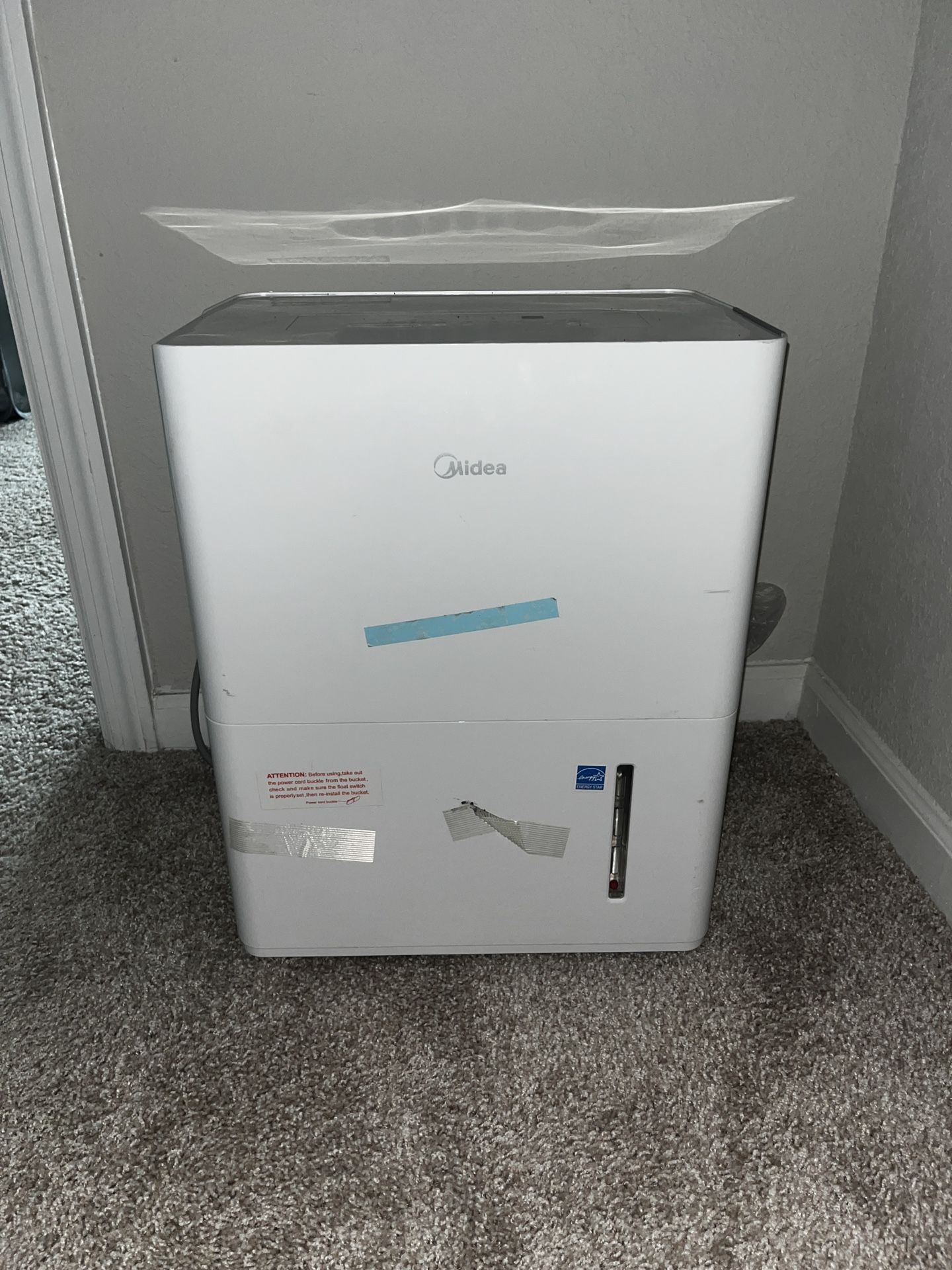 Midea Dehumidifier