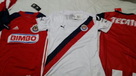 Jerseys originales de chivas talla small ..solamente tallas chicas