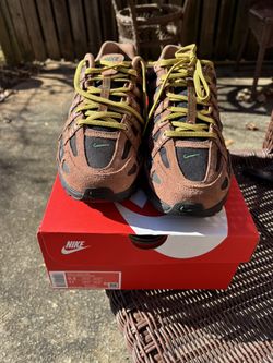 Nike P-6000 Premium CORDURA, NEVER BEEN WORN Size 9.5 