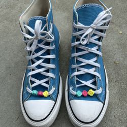 Converse Tennis Shoes