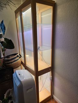 Gross wooden plant cabinet