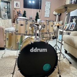 Drum Set D2 Complete Ready To Play
