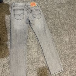 Jeans 👖levis 514 $5 talla 29x32