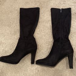 Tahari Black Suede Boots. Black. Never Worn. Size 10