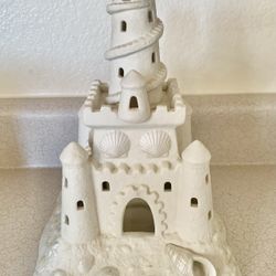 PARTY LITE SAND CASTLE CANDLE HOLDER / NEW 