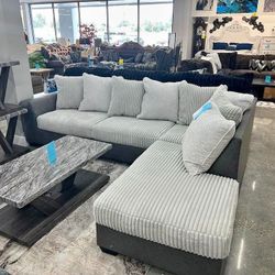 Clairette Court 2-Piece Sectional with Chaise🌲 Brand New ▪️ Delivery and Finance Available