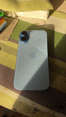 iPhone 17 needs new screen