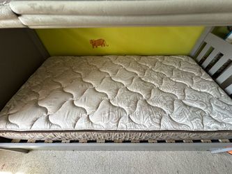 Hampton & Rhodes HR300 Twin Mattress
