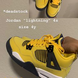 Jordan Retro Retro 4 “Lightning”