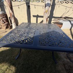 8 person patio table