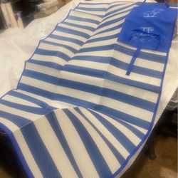 23 pcs of Beach nonstick-able blankets