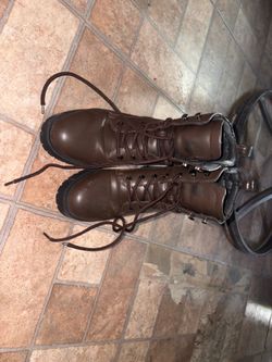 High heel boots