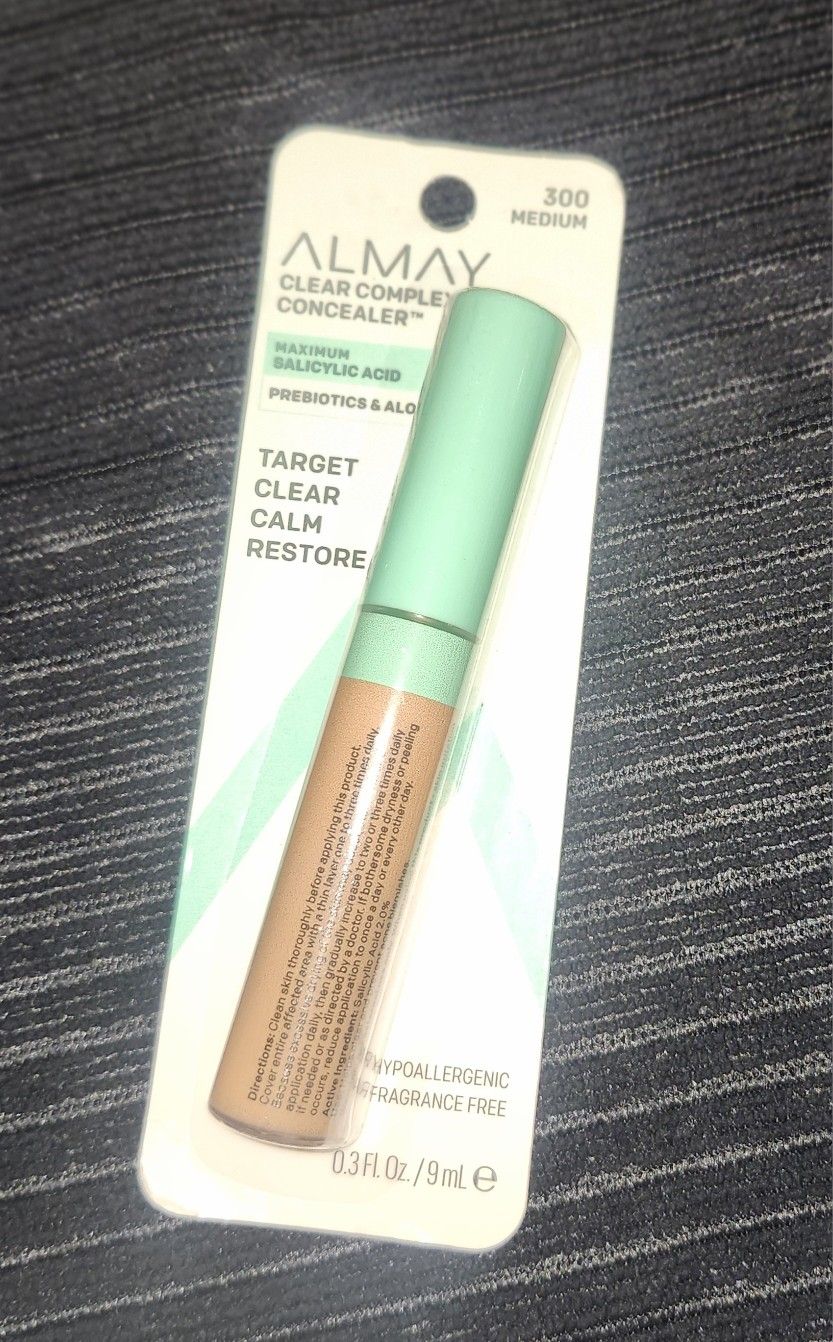 Almay Clear Complexion Concealer 300 Medium 