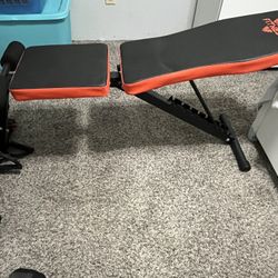 Weight Bench 