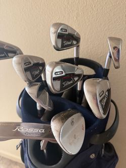 Titleist Golf clubs and Sun mountain bag
