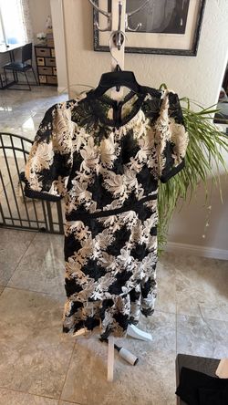 Beautiful black and cream crochet lace dress- size 10