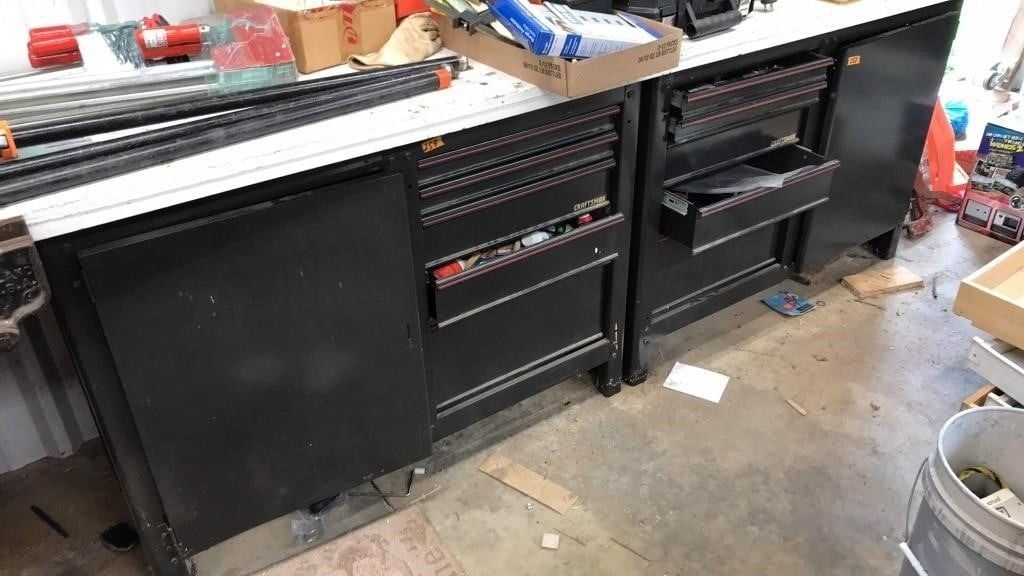 CRAFTSMAN 2 CABINET WORK BENCH W/ ONE COUNTER