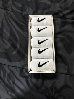 Nike White Crew Socks 5-Pack [Many In Stock]
