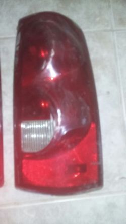 04 oem silverado Taillights