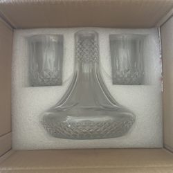 Carafe & Glasses