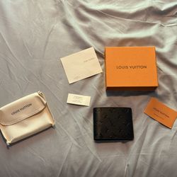 Louis Vuitton Wallet Dark With The Box And Card Brand New