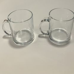 SET OF GLASS MUGS