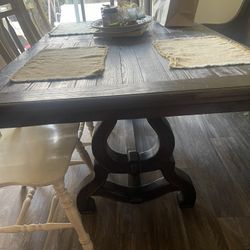 FarmHouse Kitchen Table w/Church Pew Bench